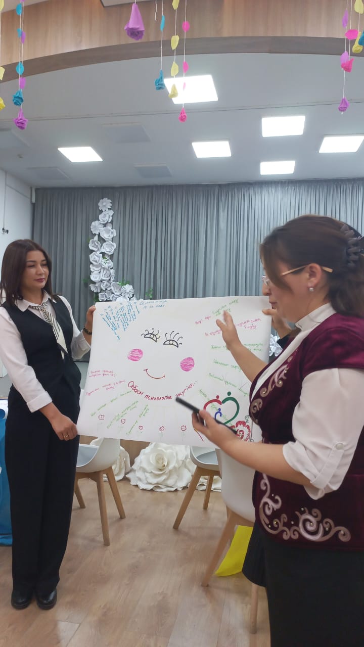 Педагог-психологтері үшін аудандық семинар ұйымдастырылды.