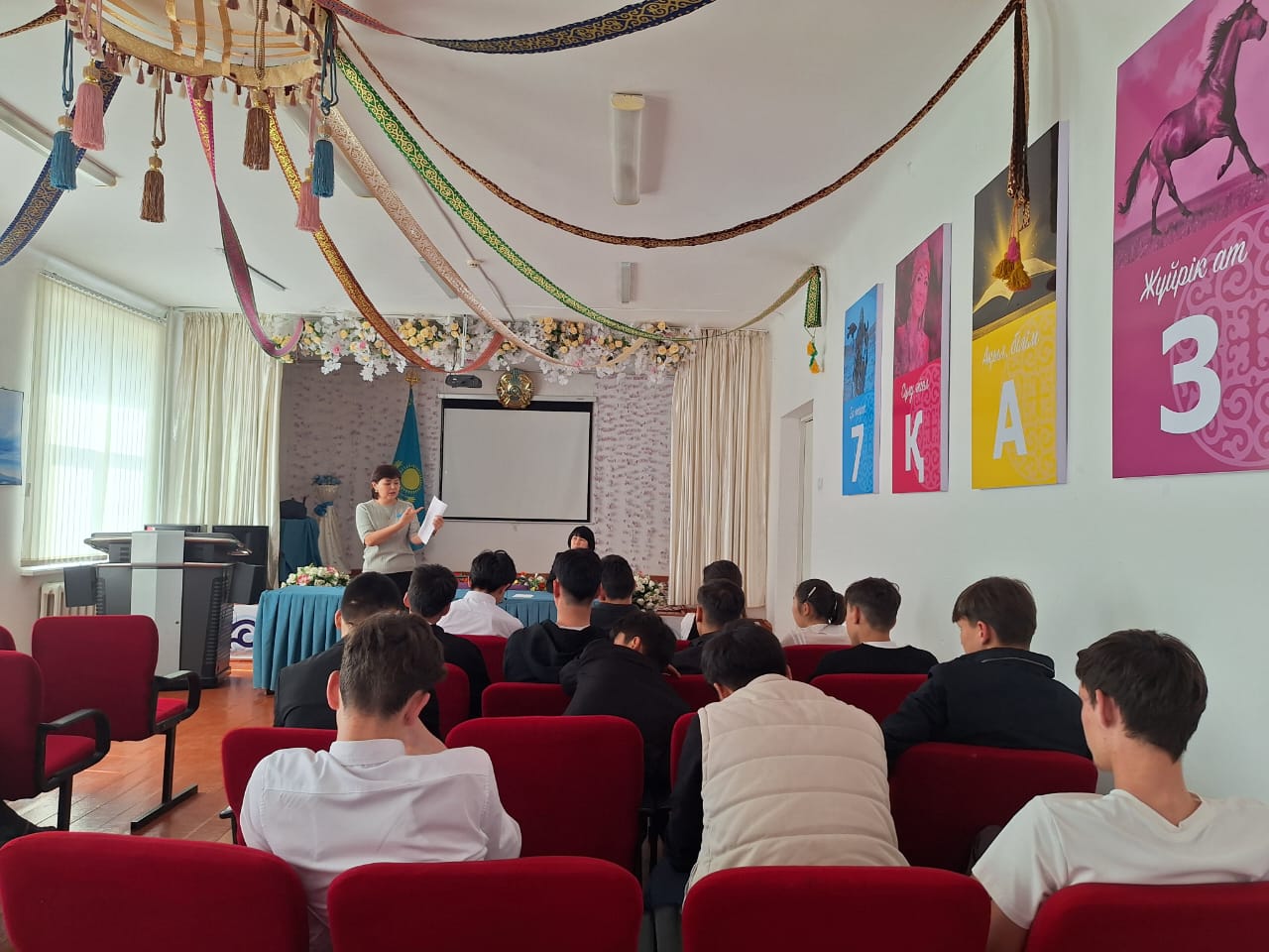 Балалардың қауіпсіздігін қамтамасыз ету мақсатында ақпараттық түсіндіру жұмыстары жүргізілді.